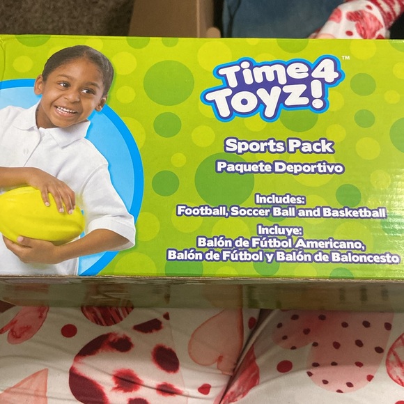 Sports Pack - Picture 2 of 2